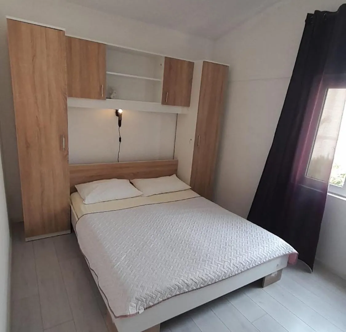 Apartments Anka Pag Pag Town