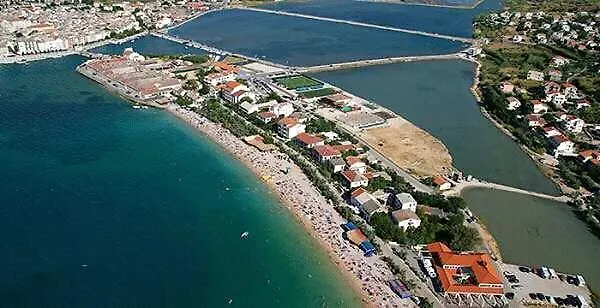 Apartments Anka Pag Pag Town