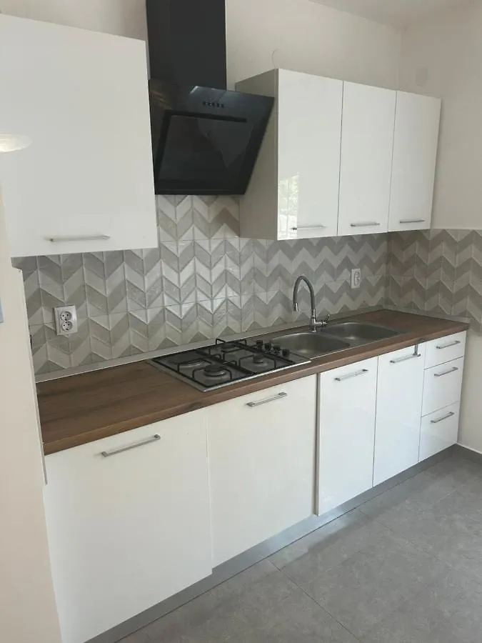 Apartments Anka Pag Pag Town