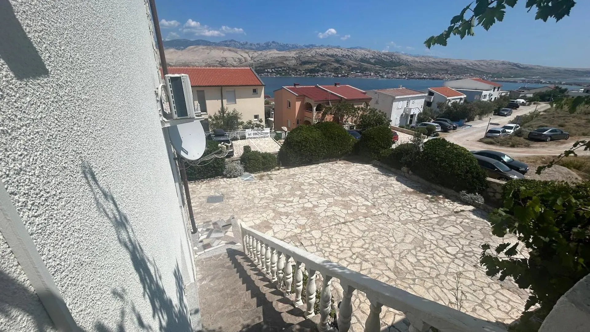 Apartments Anka Pag Pag Town